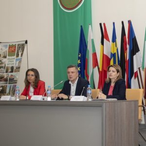 Конференция за управление на отпадъците проведоха общините от региона в Стара Загора